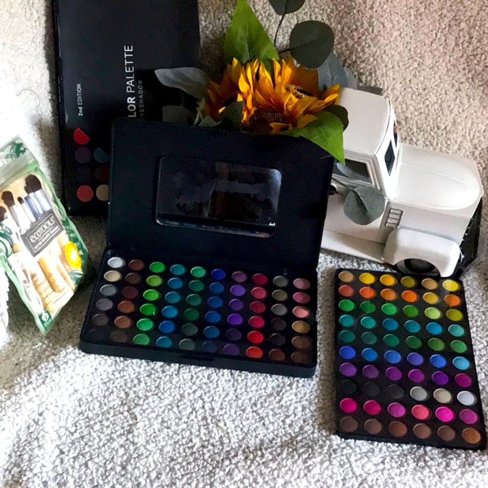 120 color palette beautiful make-up